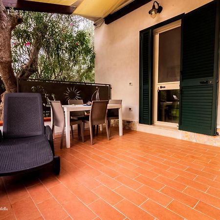 Villa Anna Residence Rodi Rodi Garganico Kültér fotó